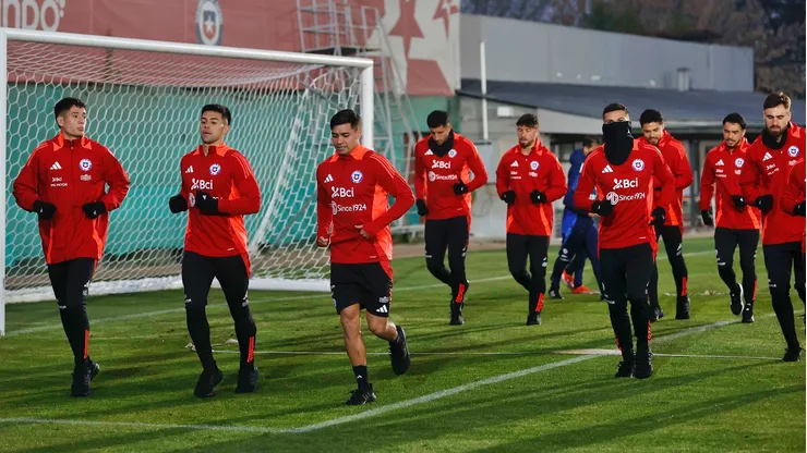 Selección Chilena sufre nueva baja por grave lesión.