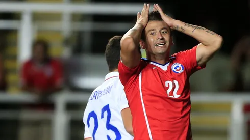 Roberto Gutiérrez jugó seis partidos con La Roja, anotando tres goles.