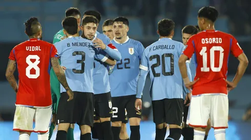 La Selección de Uruguay se impuso a Chile en el duelo de la primera rueda con las Eliminatorias 2026.