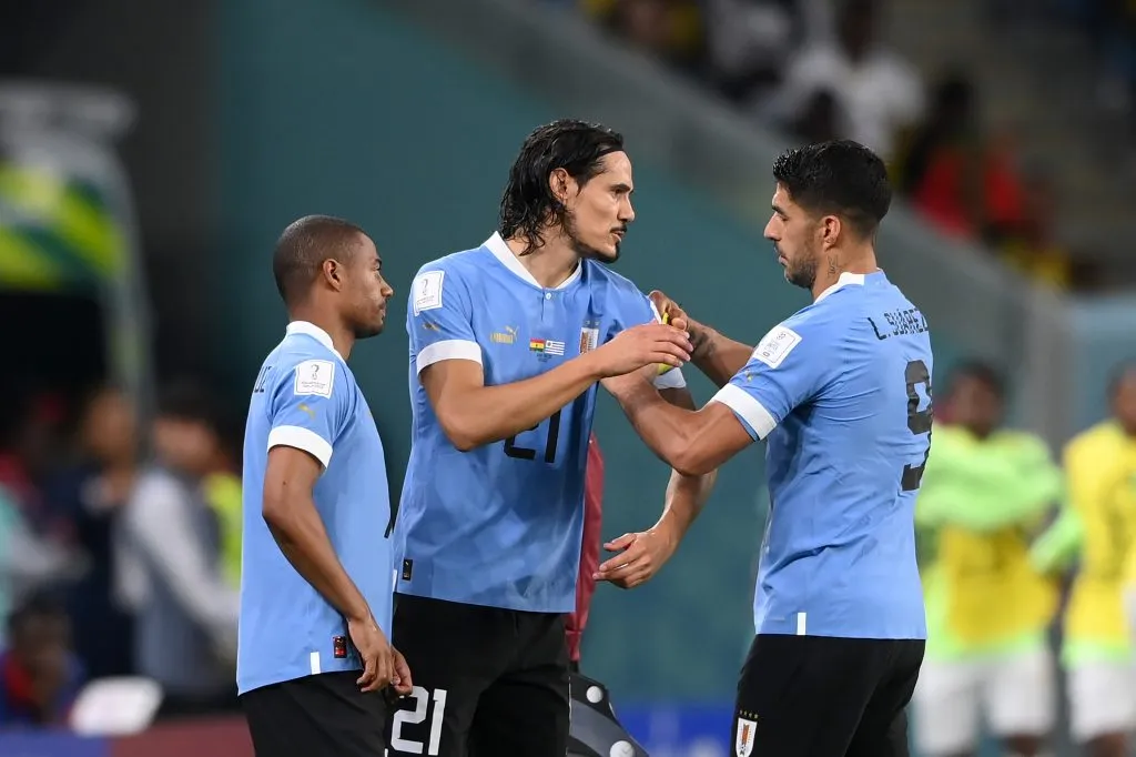 Edinson Cavani y Luis Suárez en el Mundial de Qatar 2022, donde Uruguay se fue con escándalo. (Stu Forster/Getty Images).