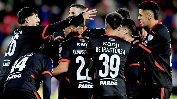 Plantel de Independiente, sin los chilenos, sigue mandato de sus dirigentes.