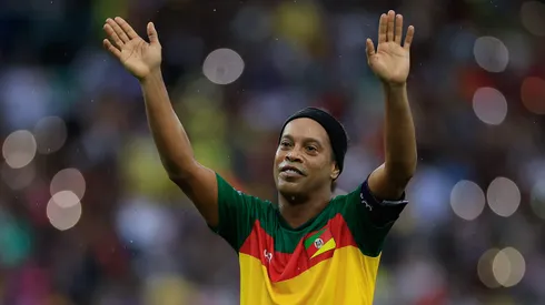 Ronaldinho eligió a su oncena ideal.