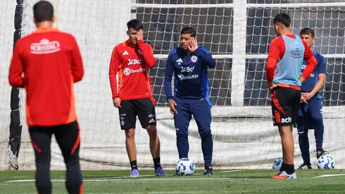 Nicolás Córdova paró la formación titular de Chile ante Uruguay.