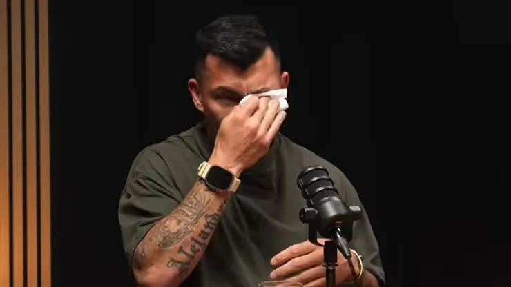 Gary Medel llora al recordar a su madre