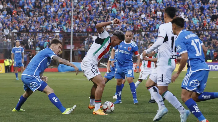 La UC tiene sus ojos en delantero rival.
