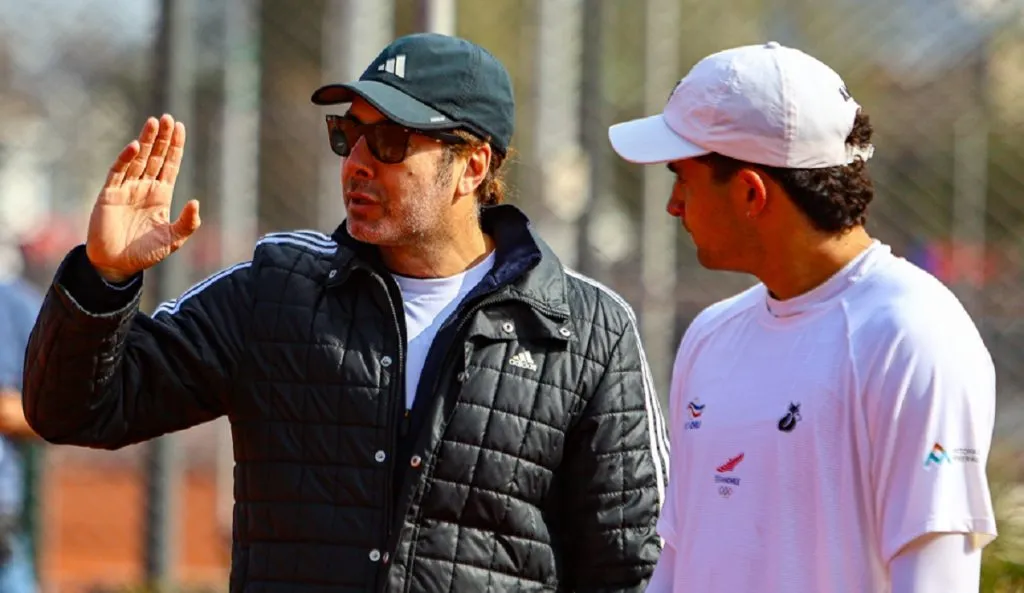 Nicolás Massú en las prácticas de Chile para la Copa Davis (Foto: Federación de Tenis).