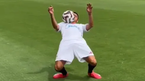 Alexis Sánchez tuvo su presentación en Sevilla y sacó aplausos.