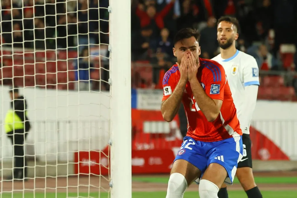 Ben Brereton-Díaz tuvo una noche para el olvido ante Uruguay. (Foto: Jonnathan Oyarzun/Photosport)