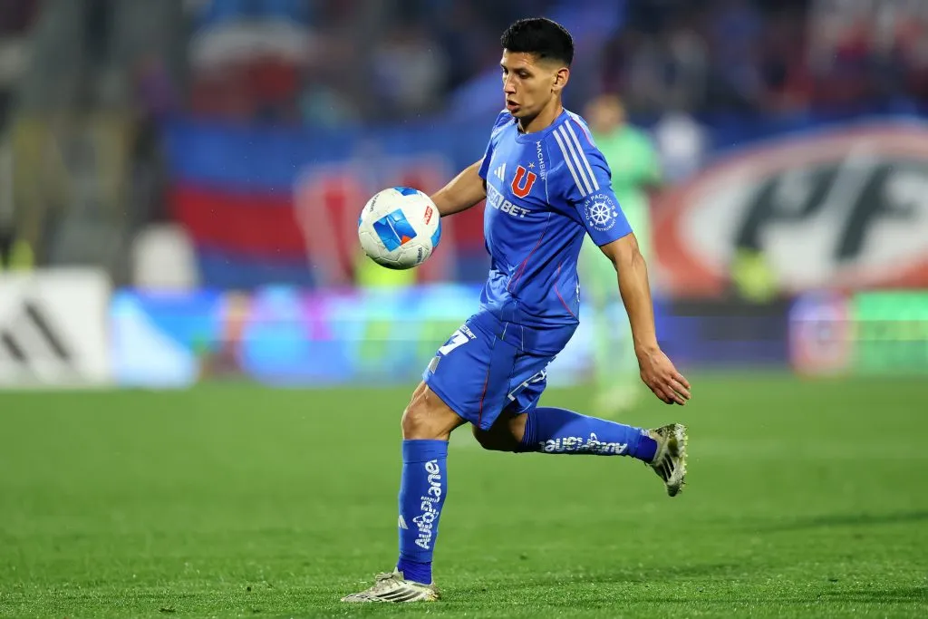 Israel Poblete es la gran duda que tiene U de Chile. Foto: Javier Torres/Photosport