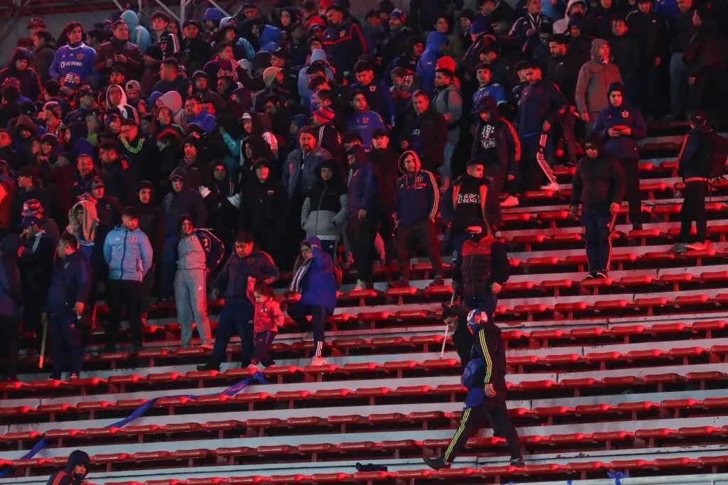 Los incidentes entre la U e Independiente afectaron una llave de Libertadores. Imagen: Getty