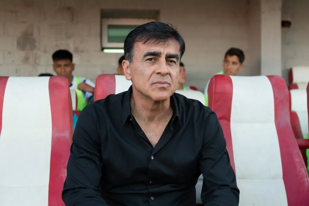 Gustavo Quinteros suena fuerte en Perú.  (Photo by Mateo Luis Occhi/Getty Images)