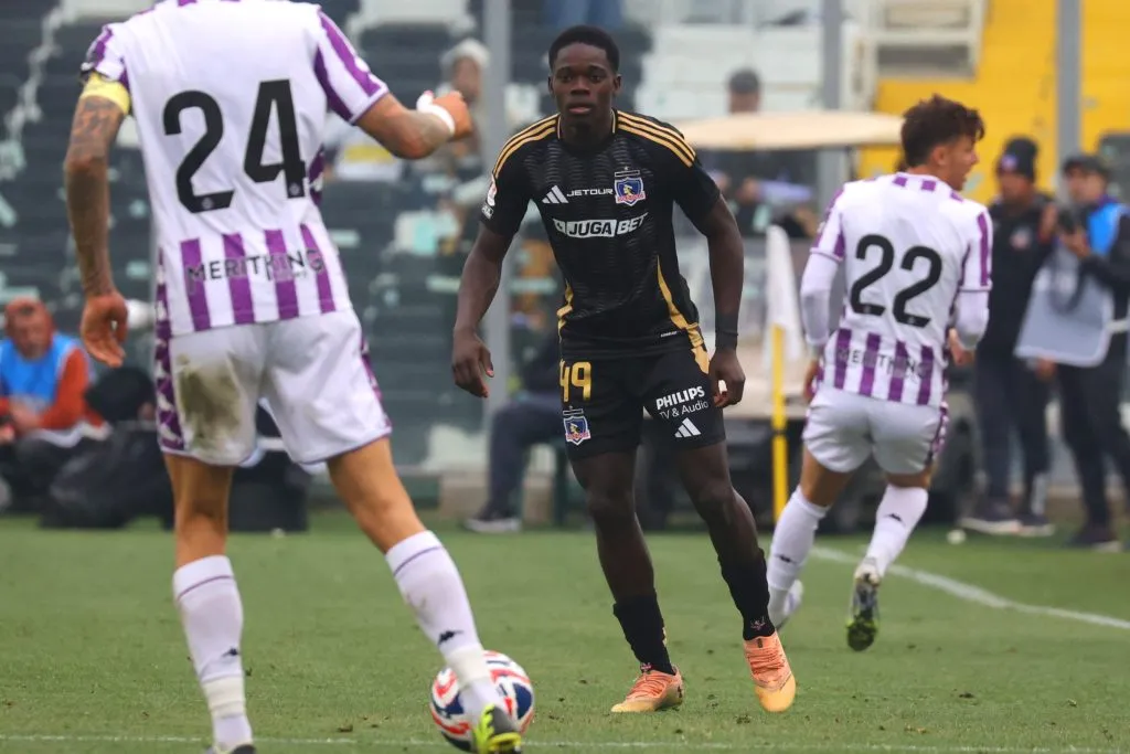 Manley Clerveaux podría sumar más minutos con Fernando Ortiz /Photosport