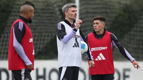 Fernando Ortiz comienza a armar su formación para la Supercopa con Colo Colo.