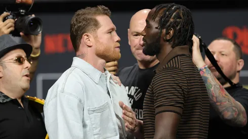 'Canelo' y Crawford se miden por el cinturón indiscutido Supermediano de boxeo.