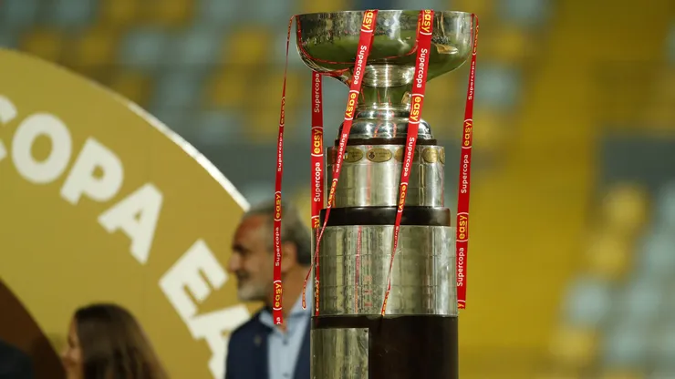 Bichi Borghi hace bolsa la Supercopa: "¡es una copita!".