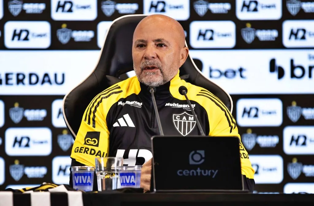 Jorge Sampaoli tiene que saber levantar a un equipo que ha tenido una irregular campaña en este temporada 2025. | Foto: Atlético Mineiro.
