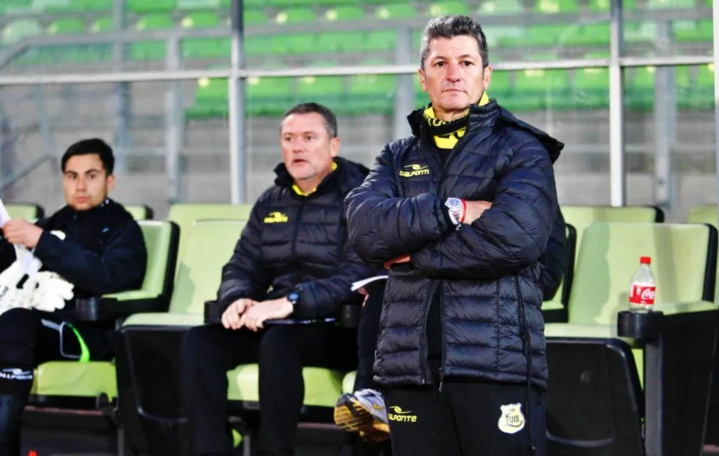 Mario Sciaqua, nuevo DT de La Serena, tuvo un paupérrimo paso por San Luis de Quillota (Photosport)