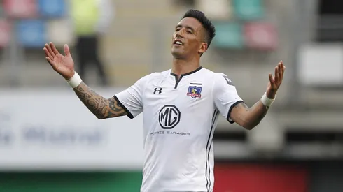 Lucas Barrios recordó su amor a Colo Colo... a prueba de todo.