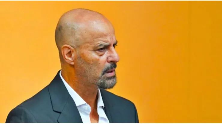 Figueroa disparó contra los ex jugadores comentaristas.