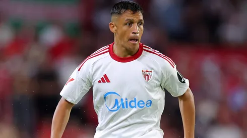 Alexis Sánchez anotó una asistencia en el primer duelo por el Sevilla.