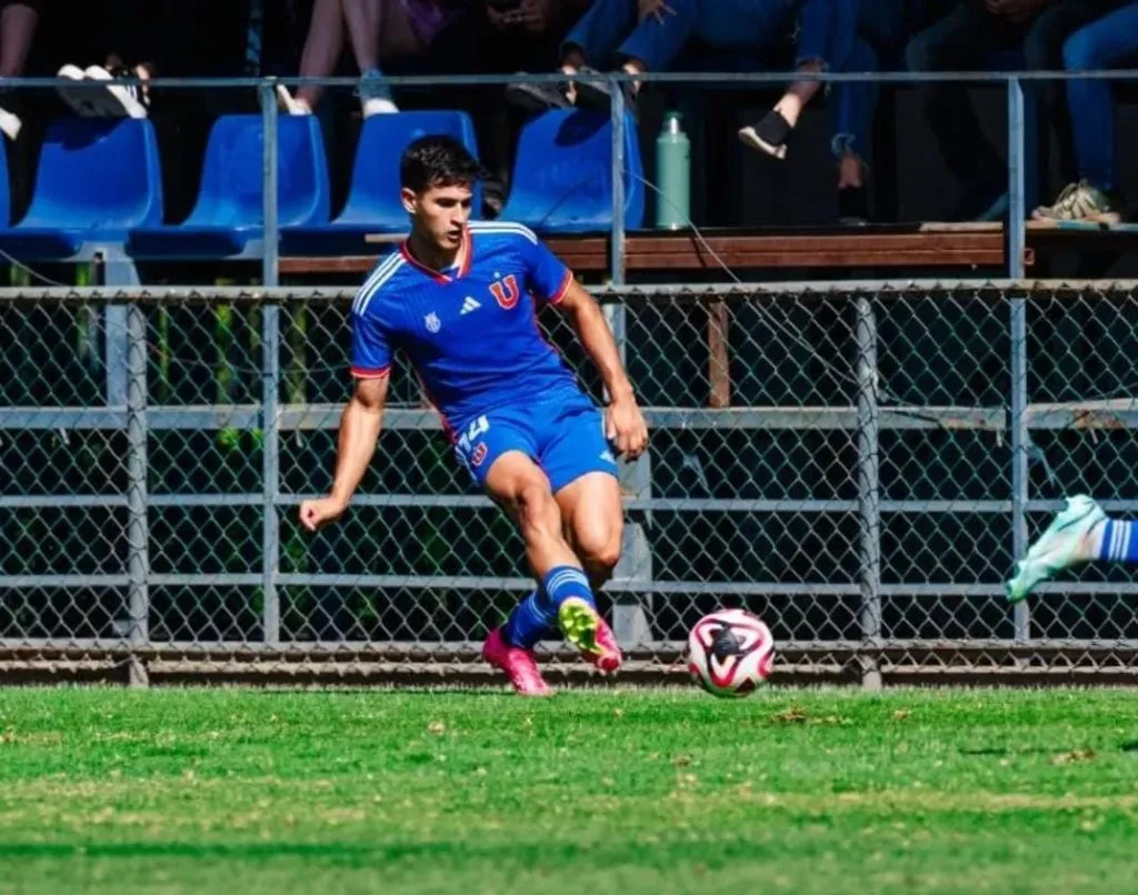 Martín del Campo pertenece a los registros de Universidad de Chile.