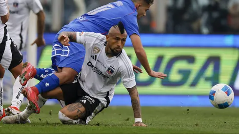 Arturo Vidal no asoma entre los titulares de Colo Colo ante Universidad de Chile por la Supercopa.