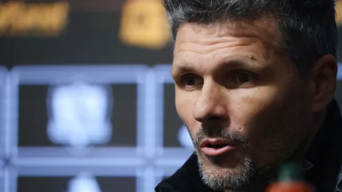 Fernando Ortiz llegó impecable al Santa Laura.