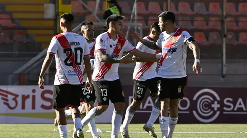 Curicó Unido ya tendría alineado a su nuevo DT.