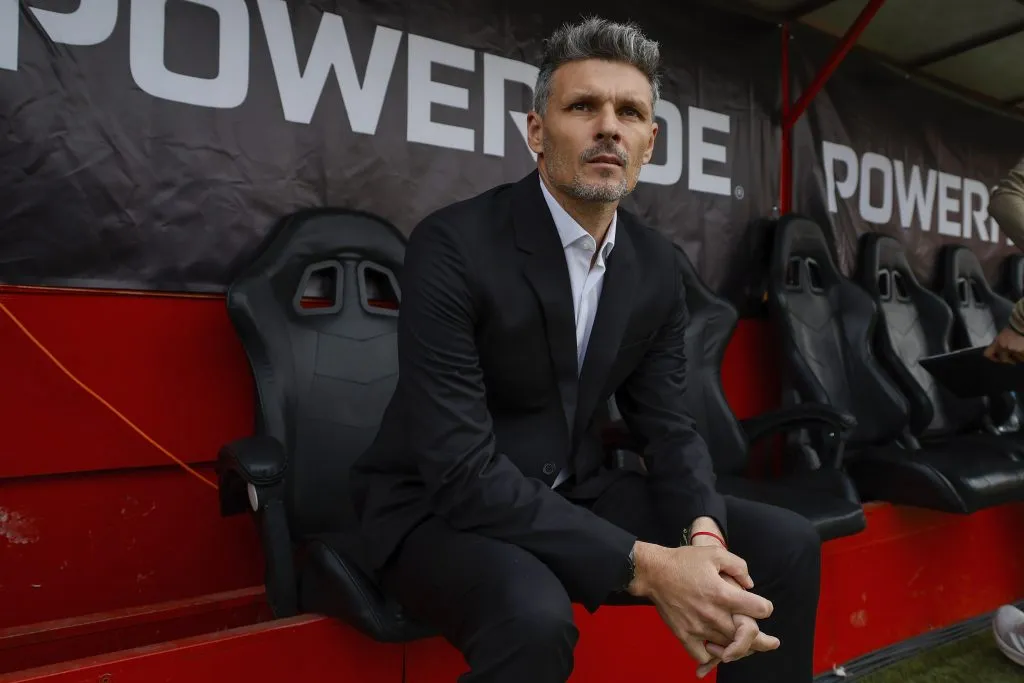Fernando Ortiz tuvo un debut calamitoso con Colo Colo. (Andres Pina/Photosport).
