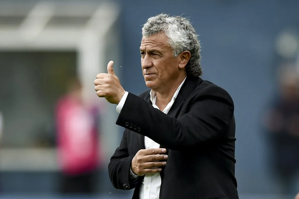 Néstor Gorosito asumió el banco del equipo este año/Getty Images)