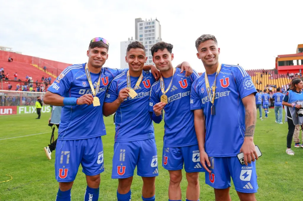 La U campeona de la Supercopa 2025 contra Colo Colo: Chico Hoffens y palo al Bichi Borghi.