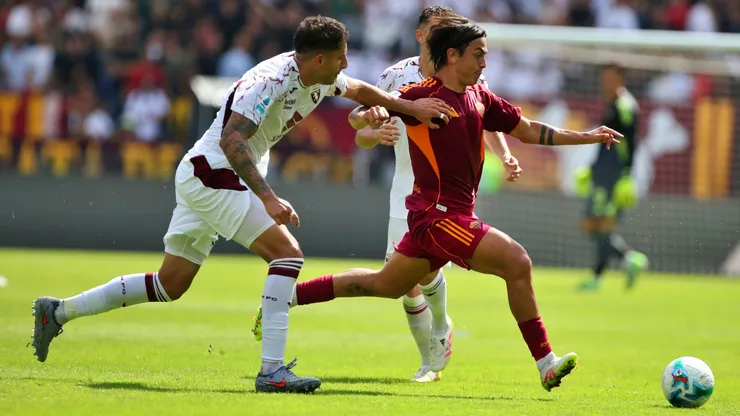 Guillermo Maripán marcó a Paulo Dybala en triunfo de Torino a la Roma en Italia.