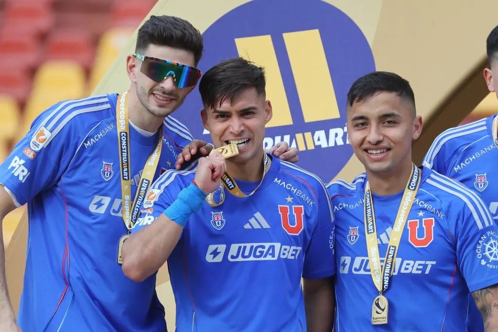 Lucas Di Yorio no pudo jugar la final de la Supercopa con la U. Foto: Jonnathan Oyarzun/Photosport