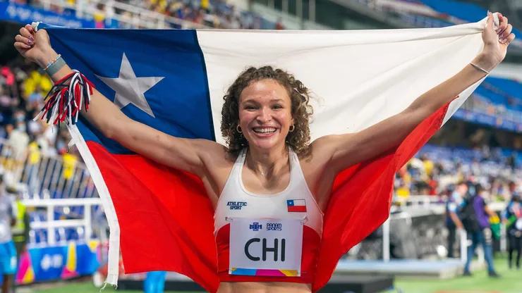 Martina Weil compite en la semifinal del Mundial de Atletismo.