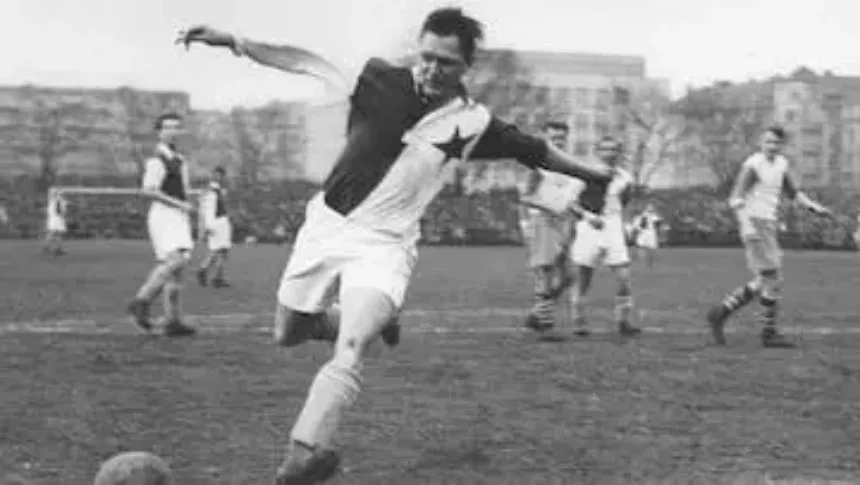 El goleador Josef Bican