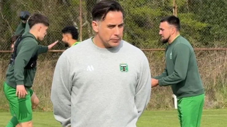 Arturo Sanhueza se tiene fe como bombero de Deportes Temuco de Marcelo Salas.