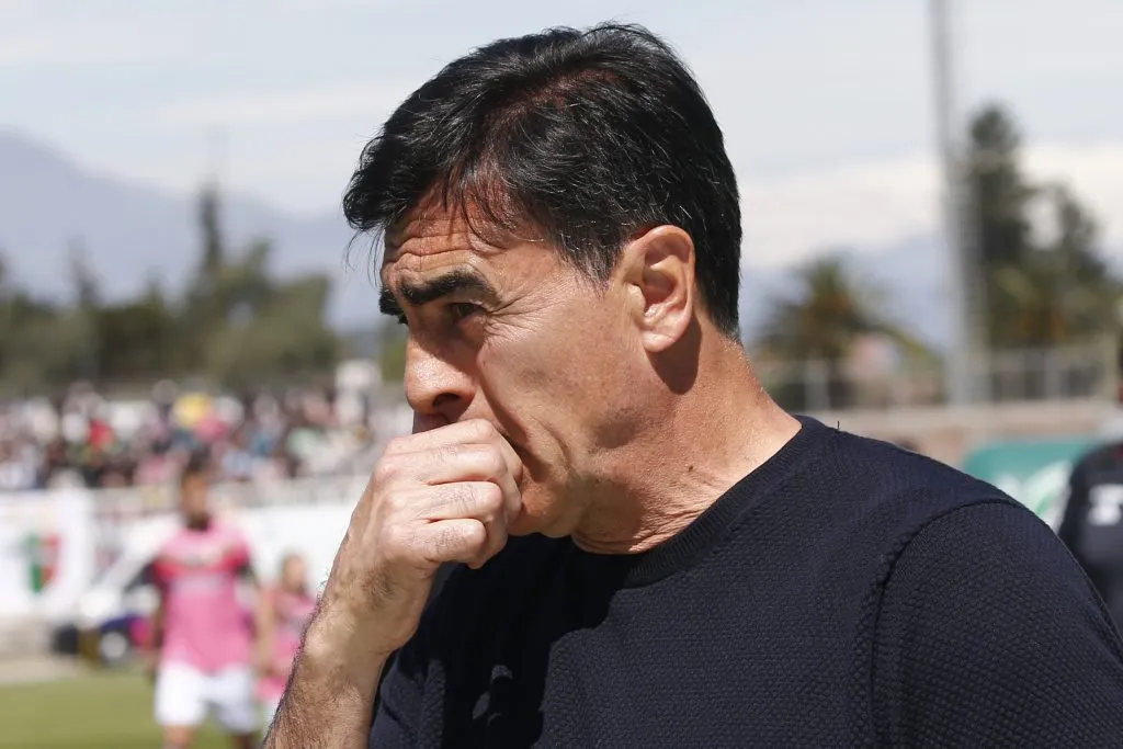 Gustavo Quinteros asumirá en Independiente. (Javier Salvo/Photosport).