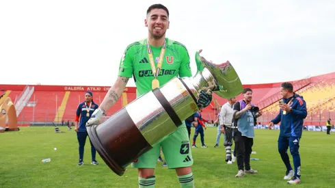 Gabriel Castellón aprovechó las cámaras de la U. de Chile y lanzó irónico comentario sobre Colo Colo.