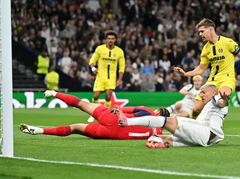 Arquero endieciochado regala primer condoro de la Champions