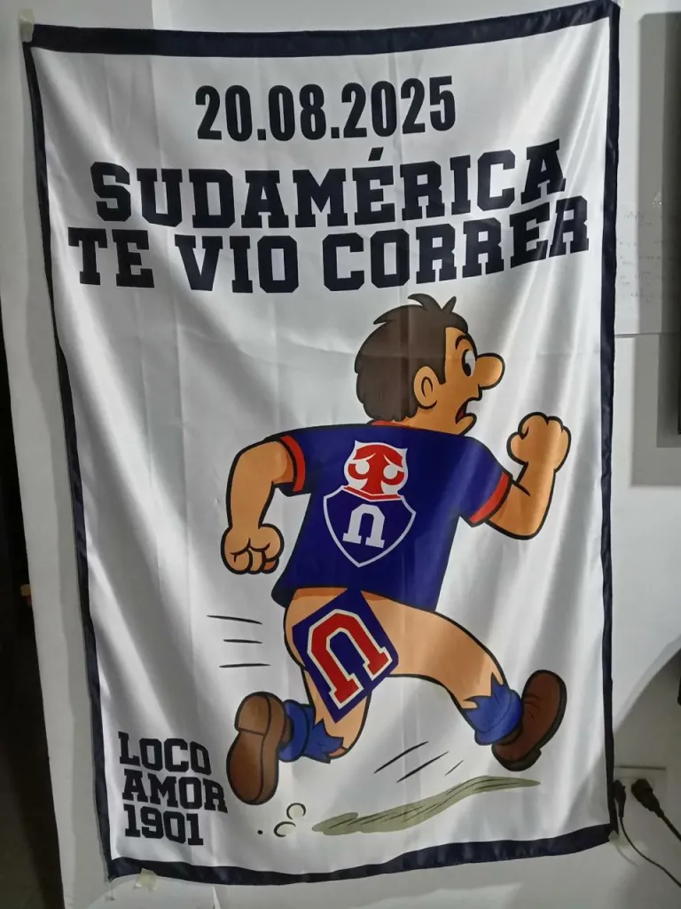 La polémica bandera de Alianza Lima que se viralizó en redes sociales contra la U