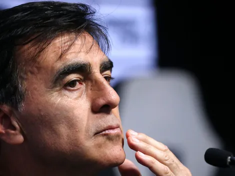 Quinteros le da con todo a Colo Colo: "Independiente es muy grande"