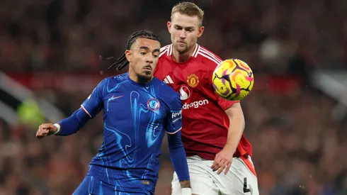 Chelsea buscará continuar con su invicto en la Premier en su visita a Old Trafford, ante un Manchester United que necesita salir de la crisis.