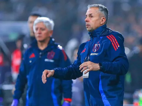 "Se...": históricos de la U le tiran la oreja a Álvarez tras empate