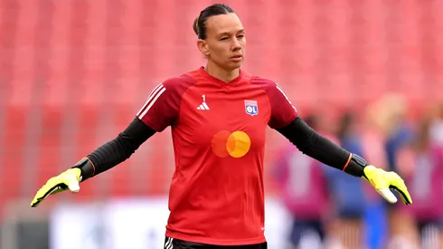 Christiane Endler tiene rivales en Champions League Femenina.