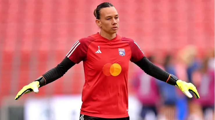 Christiane Endler tiene rivales en Champions League Femenina.