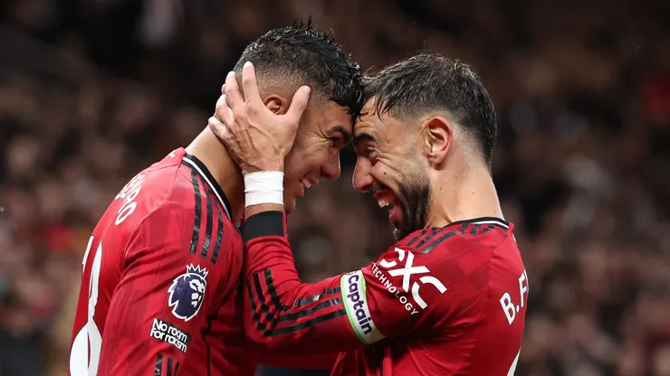 Manchester United se recupera de la derrota con el City con accidentado triunfo ante Chelsea.