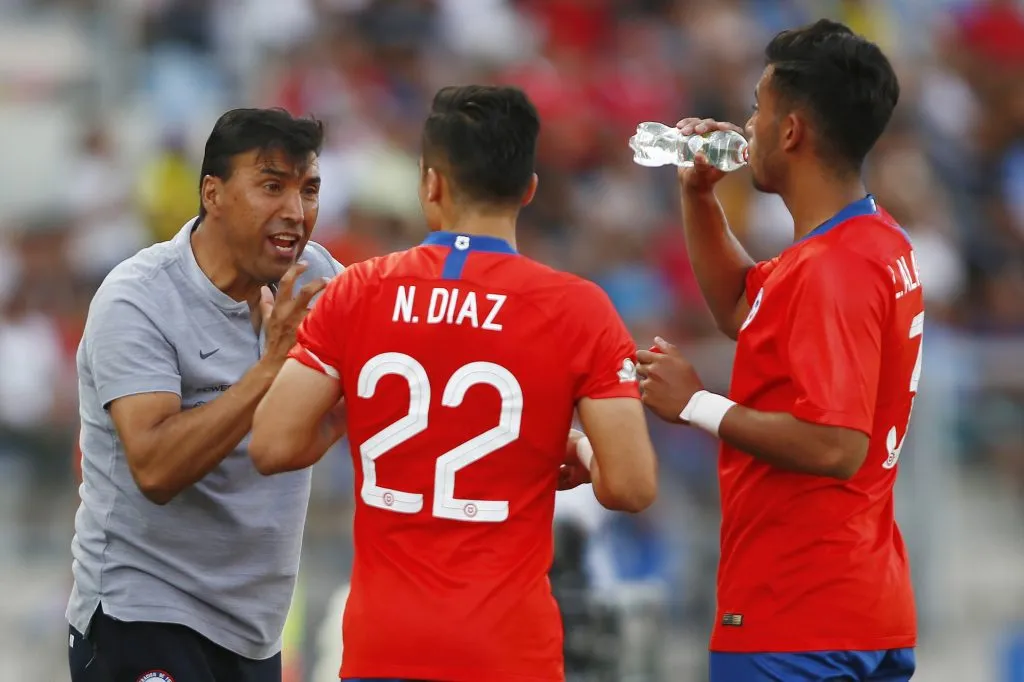 Robles le pega a la selección chilena sub 20 a días del Mundial de Chile 2025.