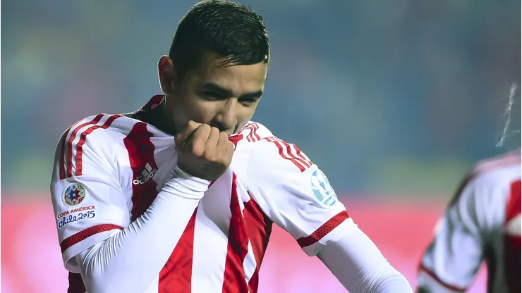 El delantero estuvo sonando en Colo Colo pero no llegó y ahora lo pasa mal en su club.