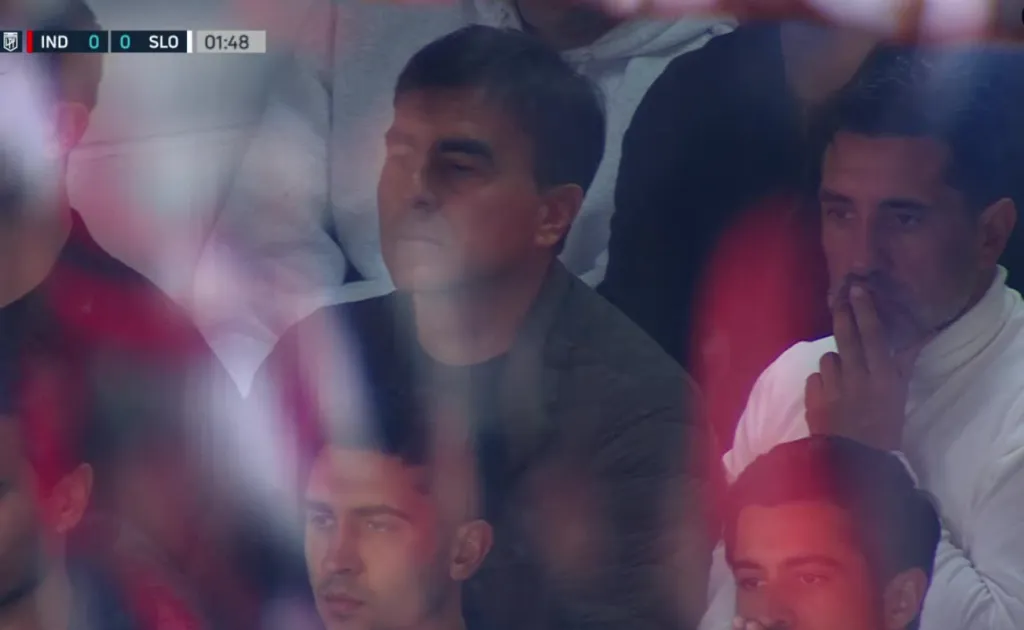 Gustavo Quinteros vio in situ a Independiente ante San Lorenzo de Almagro. (Captura).