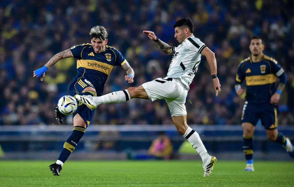 Carlos Palacios fue titular en el empate de Boca ante Central Córdoba. Imagen: Photosport
